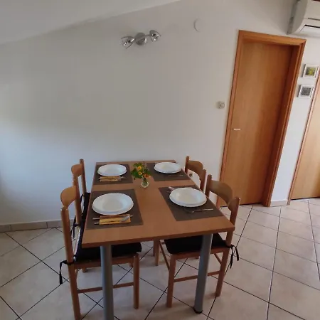 Apartament Danica Risika